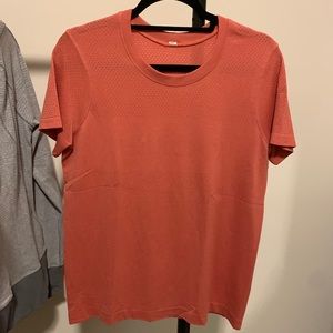 Lululemon vented tee